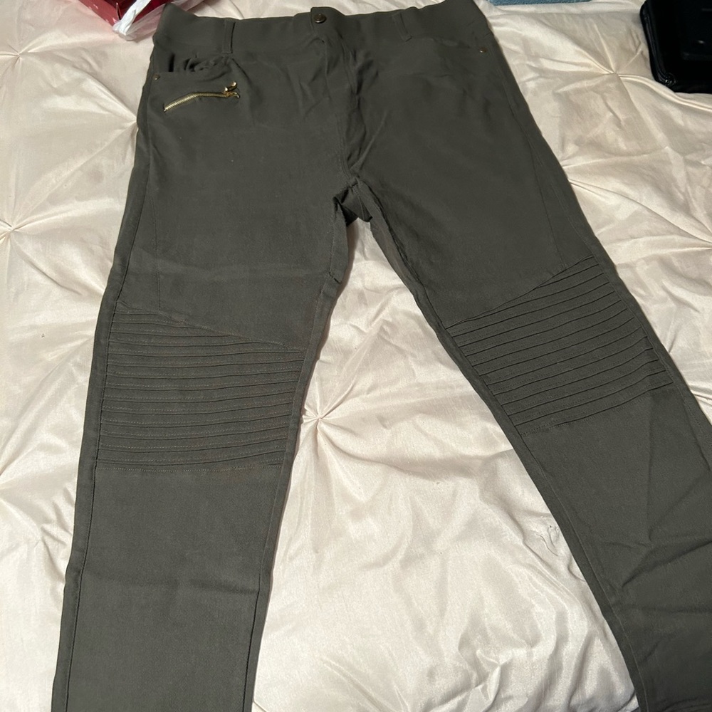 Women’s jogger casual pants